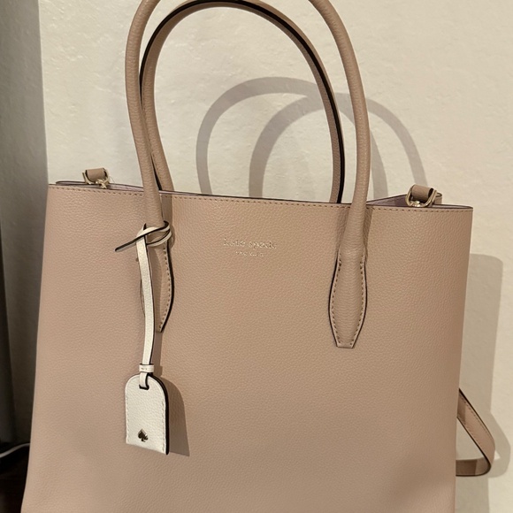 Kate Spade tote - Picture 3 of 4